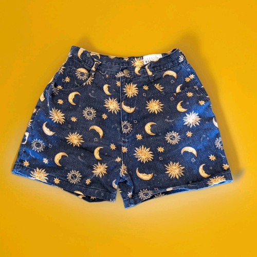 Vintage 90s celestial sun and